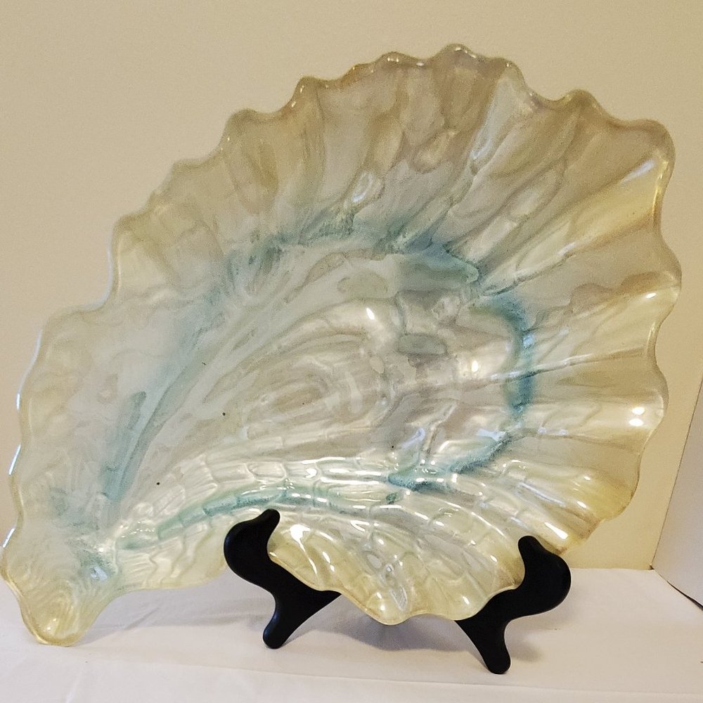 Mother of Pearl Shore Line Shell Shape Serving Dish